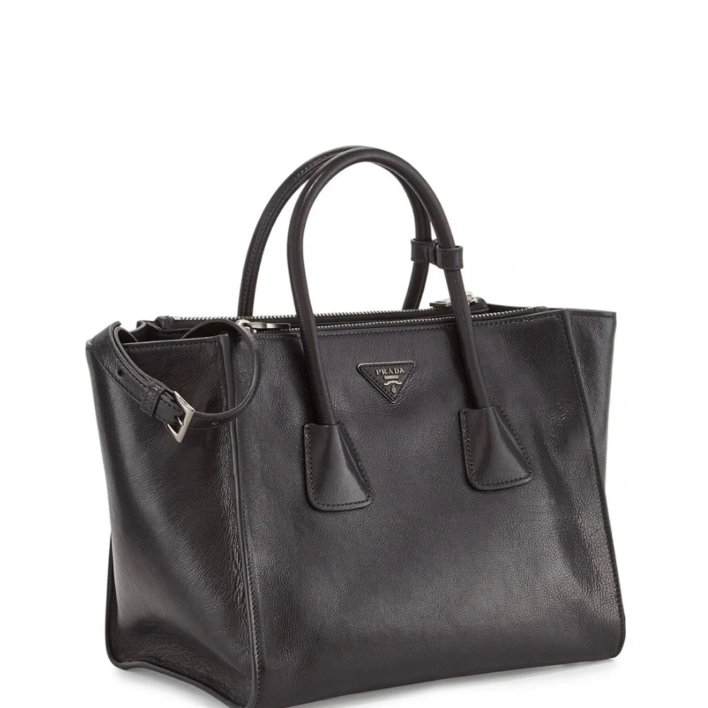 Mint Condition 2015 Prada Nero Glacé Calf Double Pocket Handbag/Crossbody - Picture 2 of 6